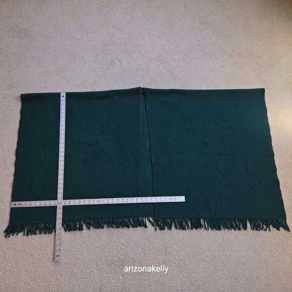 NWOT Green Wool Wrap Edinburgh Tartan Shop - Picture 2 of 12